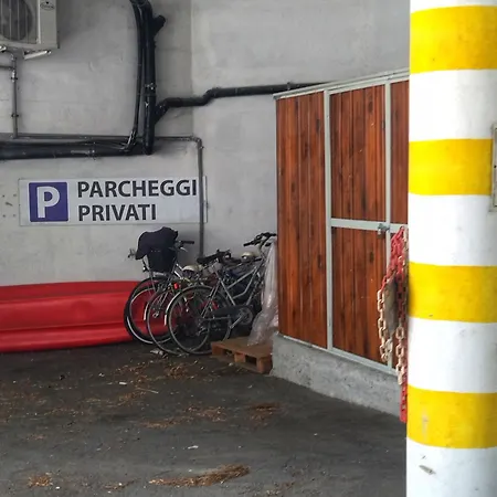 Bouganville Con Parcheggio Privato * 马达莱纳