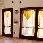 Casa Bouganville Vicino Alle Spiagge Di Caprera Con Balcone E Parcheggio Apartment
