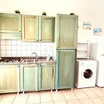 Apartment Casa Bouganville Vicino Alle Spiagge Di Caprera Con Balcone E Parcheggio La Maddalena (Sassari)