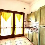 Casa Bouganville Vicino Alle Spiagge Di Caprera Con Balcone E Parcheggio Apartment La Maddalena (Sassari)