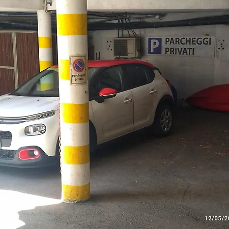 Bouganville Con Parcheggio Privato Apartment La Maddalena (Sassari)