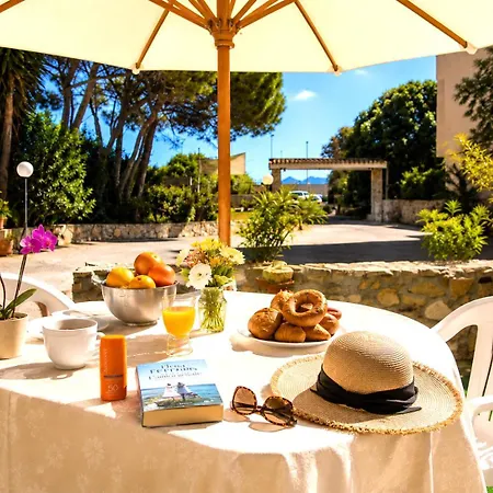 شقة Bouganville Caprera E Spiagge Wifi E Parcheggio لا ماداّلينا